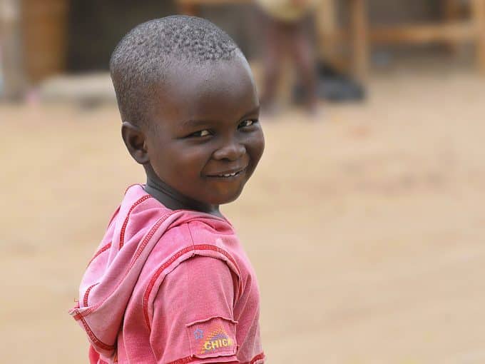 Campo di lavoro in Kenya bambini vulnerabili orfani