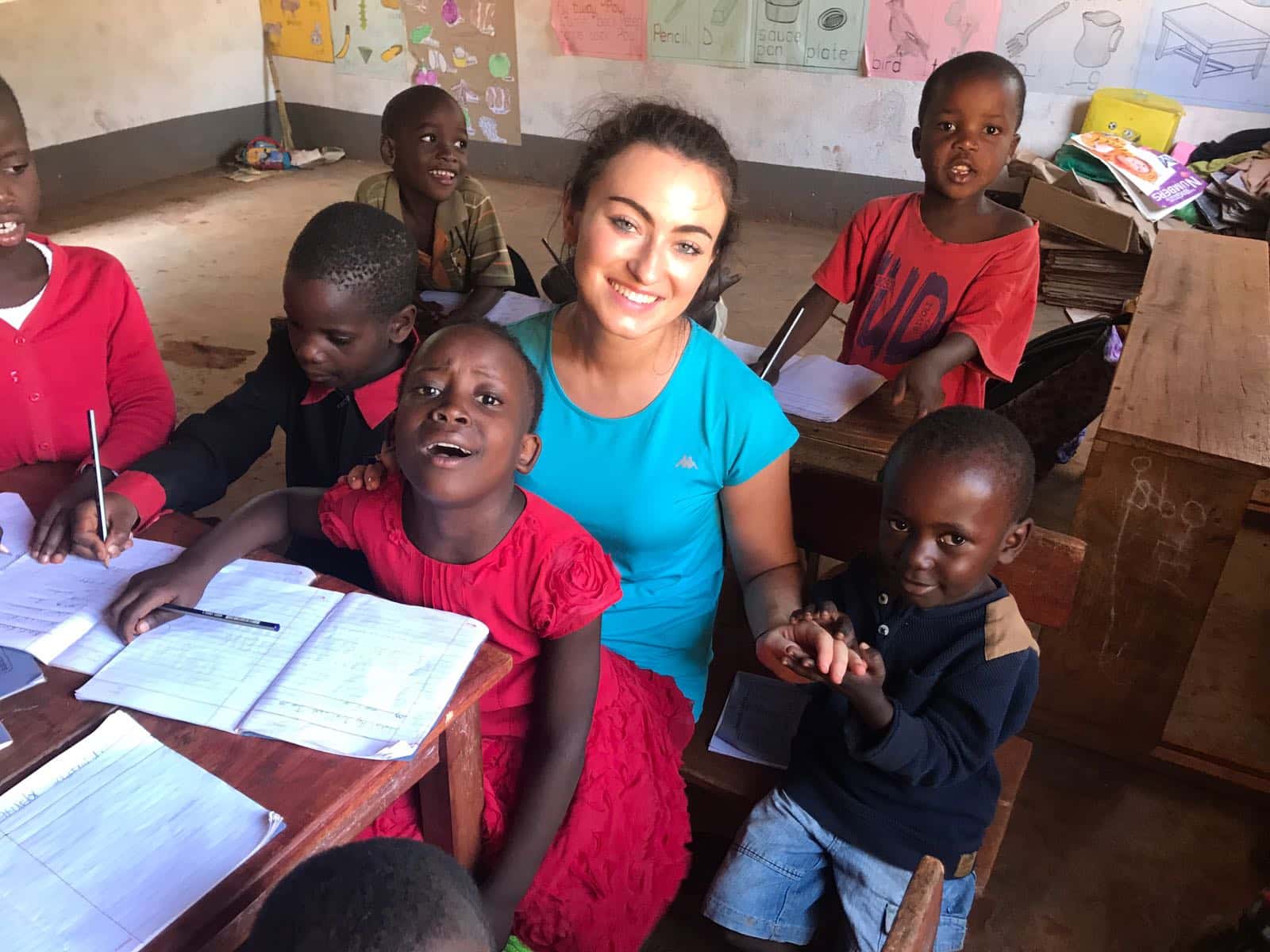 Volontariato internazionale in Uganda nell’educazione e insegnamento
