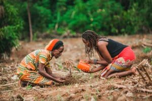 Campo di lavoro Kenya supporto donne