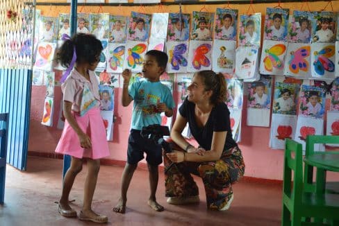 Volontariato Internazionale Sri Lanka inglese