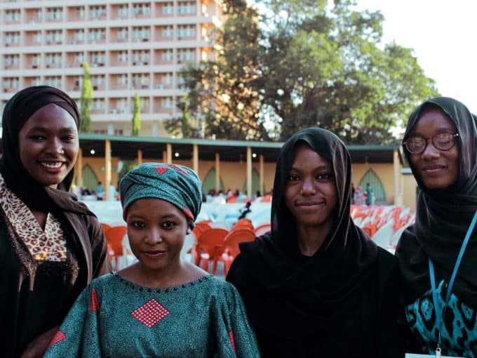 Volontariato in Kenya sviluppo comunitario femminile