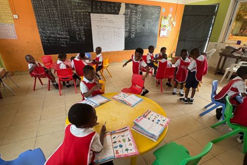 Volontariato internazionale in Ghana in un asilo