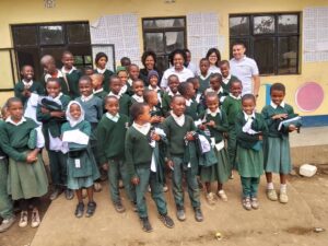 Volontariato Tanzania educazione bambini
