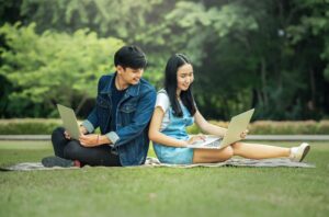 Volontariato internazionale Filippine insegnamento universitario